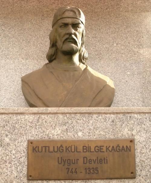 Кто построил крепость пор - бажын посреди озера в Тыве? 03