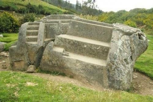 Каменные монолиты комплекса сайвите. 03