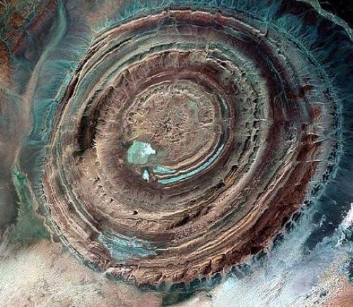 Глаз сахары. Структура Ришат в мире известна еще под двумя названиями: глаз Сахары и гуэль - эр - Ришат. 08