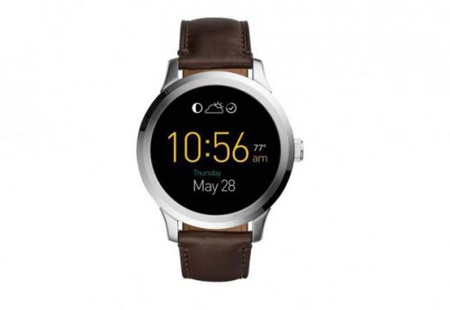 Производитель традиционных часов Fossil представил свою первую умную модель на Android Wear.