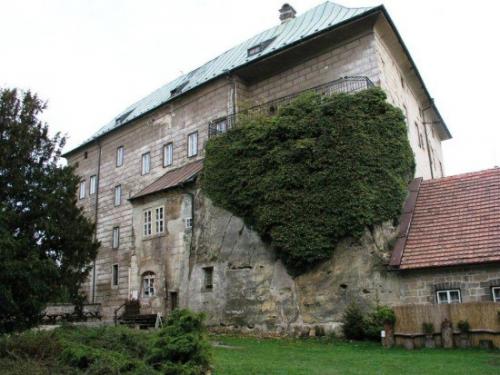 Гоуска замок. Таинственный замок Гоуска (Чехия).