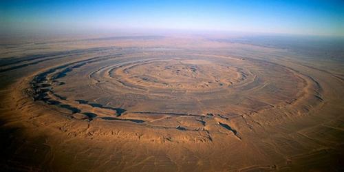 Глаз сахары. Структура Ришат в мире известна еще под двумя названиями: глаз Сахары и гуэль - эр - Ришат. 05