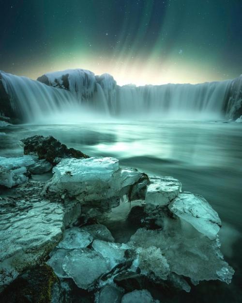 Полярное сияние в Исландии. 01