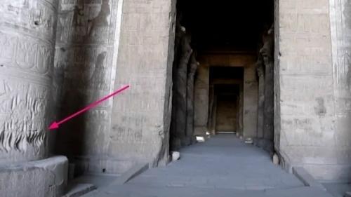 Оплавленные вмятины на древних храмах Египта, появление которых так никто и не объяснил. 02