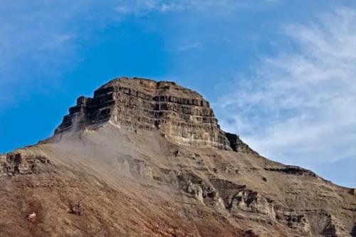 Гора Пирамида на Шпицбергене или все-таки не гора? 02 Гора Пирамида на Шпицбергене или все-таки не гора? 02