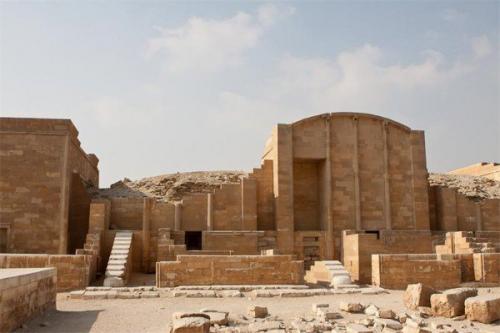 Пирамида джосера - первая пирамида в Египте. 01 Пирамида джосера - первая пирамида в Египте. 01