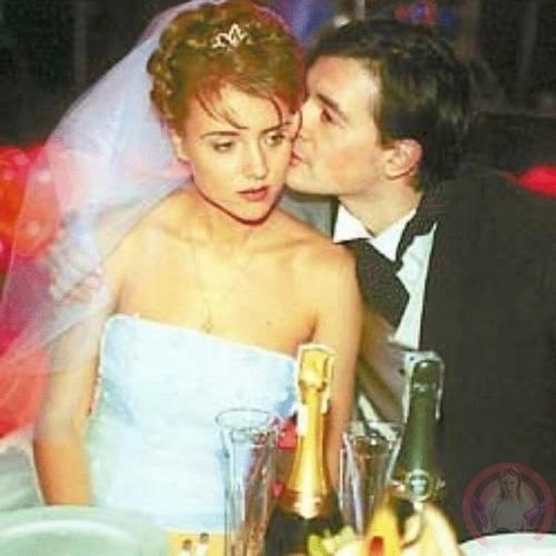 Peбёнок с синдромом дауна, 17-летняя дочь Ксении Алфepoвой и Егopa бероева. 02