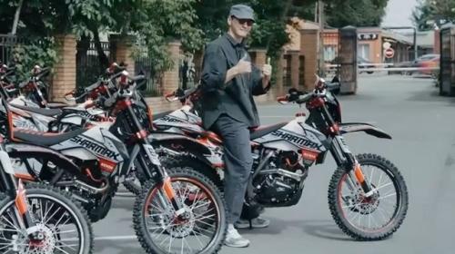 Комику Нурлану Сабурову грозит от 7 до 12 лет в Казахстане - по статье 