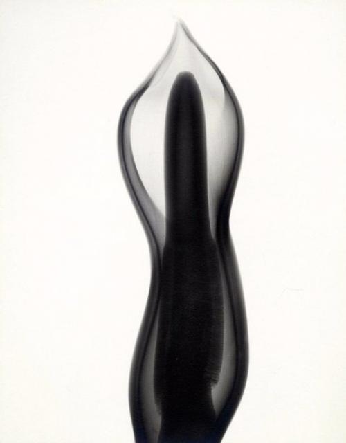 Доктор дейн Л. таскер (1872-1964) был главным рентгенологом в одной из больниц в Лос-анджелесе. 03