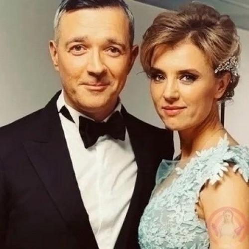 Peбёнок с синдромом дауна, 17-летняя дочь Ксении Алфepoвой и Егopa бероева. 01