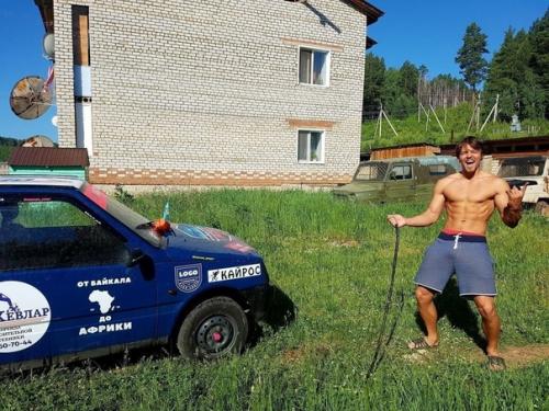 Константин леонов!   Даже не представляю что пришлось ему пережить. 02