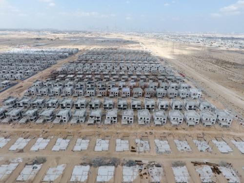 Nad Al Sheba 3 - район в Дубае с абсолютно одинаковым дизайном всех домов. 02