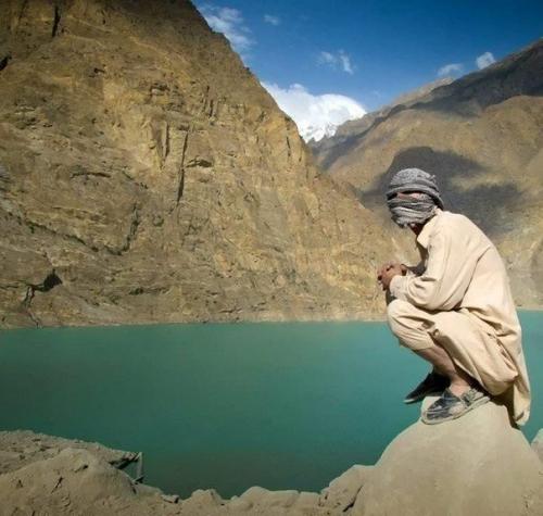 Турист скитался по миру 23 года. Турист скитался по миру 23 года.