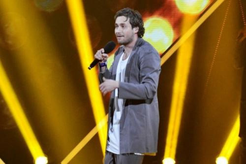 Тайно Вышла Замуж - 43-летняя исполнительница хита Прованс связала себя узами брака с 36-летним певцом с Украины рожденом Ануси. 02