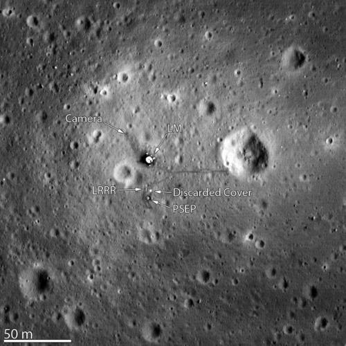 Конспирологам посвящается: почему никто не снимал места высадки человека на луне? 02