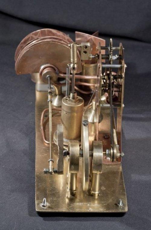 Двигатель стирлинга от нашего подписчика. 02