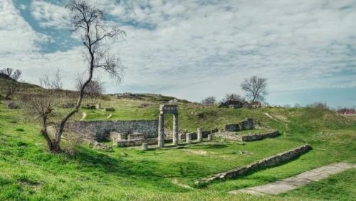 Об одной из самых загадочных гор Крыма - горе Митридат. 06