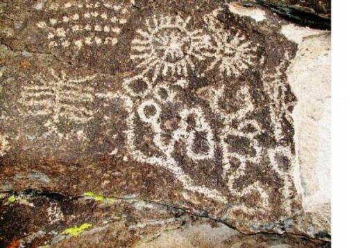 Искусственная солнечная система? 
