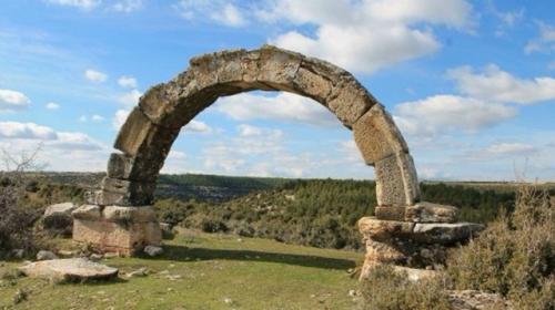 Руины алтаря греческой богини Деметры. 02