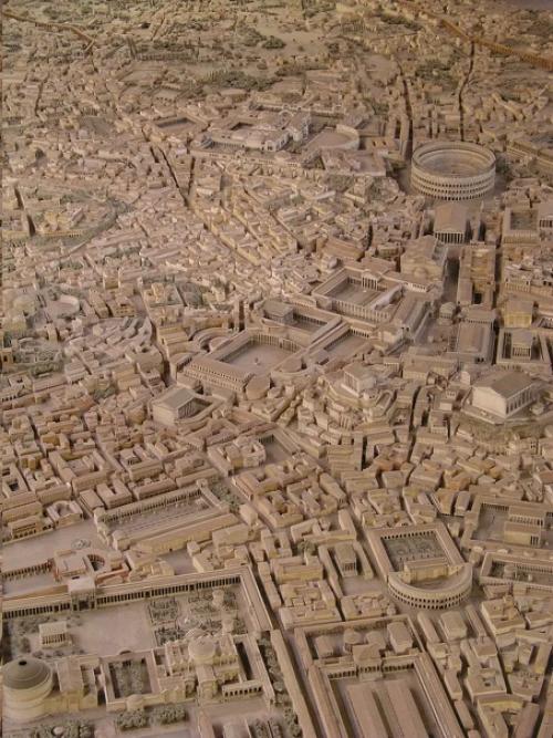 Как выглядел Рим в IV веке: посмотрите на гигантскую модель города, на создание которой ушло 35 лет. 03