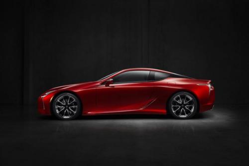 Lexus наконец - то обзавелся новым суперкаром. 07