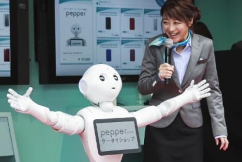 Говорящий робот Pepper в японскую среднюю школу принят. Говорящий робот Pepper в японскую среднюю школу принят.