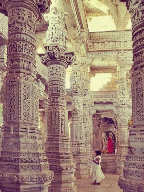 Подборка примеров архитектуры индийских Храмов. 04