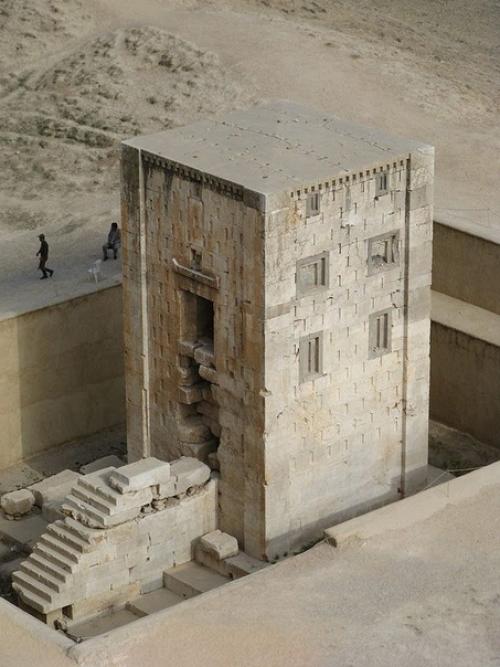 Накше - Рустам.  Гробница персидских королей. 03