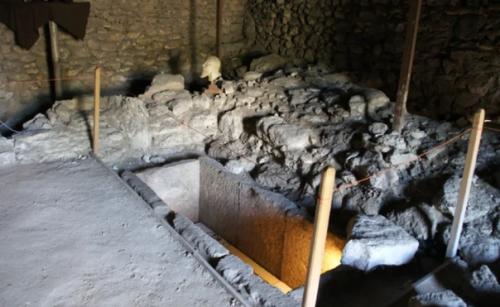 Древний заброшенный город скифов, на окраине Симферополя. 06 Древний заброшенный город скифов, на окраине Симферополя. 06