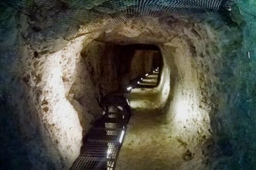 Самосский тоннель. Самосский, или эвпалинов тоннель находится на греческом острове Самос. 03 Самосский тоннель. Самосский, или эвпалинов тоннель находится на греческом острове Самос. 03