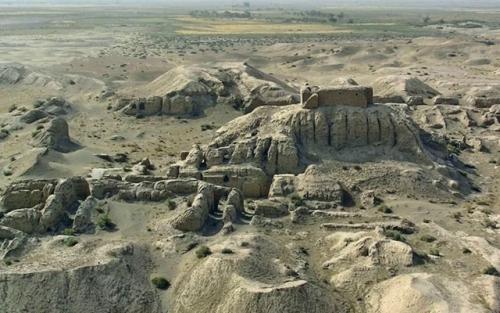 Город ниппур расположен в нижней месопотамии, на реке Евфрат, в 168 км от Багдада. 01