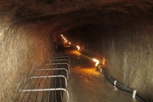 Самосский тоннель. Самосский, или эвпалинов тоннель находится на греческом острове Самос. 05 Самосский тоннель. Самосский, или эвпалинов тоннель находится на греческом острове Самос. 05