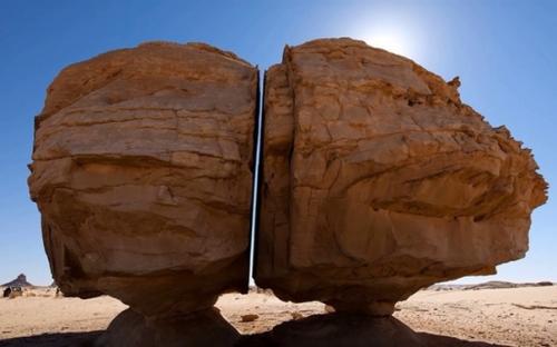 10 реальных мест, которые кажутся невозможными с научной точки зрения. 05 10 реальных мест, которые кажутся невозможными с научной точки зрения. 05