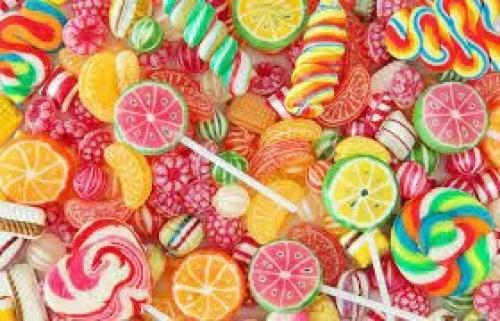 Слово Конфеты с латинского языка переводиться как приготовленное снадобье. 02