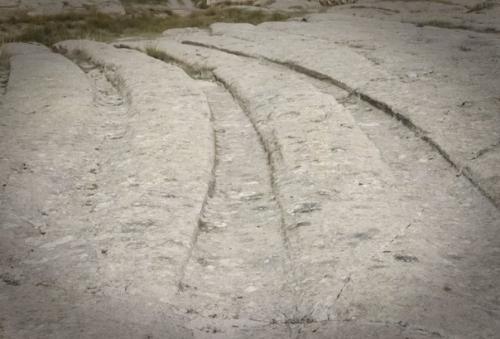 Тайна происхождения следов доисторических вездеходов. 05