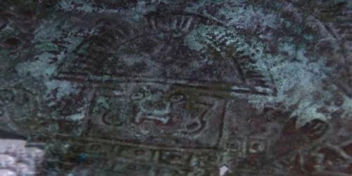 У берегов флориды исследователи обнаружили семь артефактов, среди которых выделялась маска с богом виракоча возрастом 12000 лет. 01