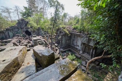 Невероятный храм Бенг мелиа (Камбоджа). 07