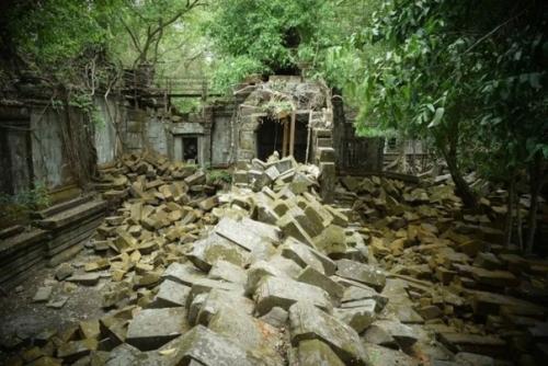 Невероятный храм Бенг мелиа (Камбоджа). 08