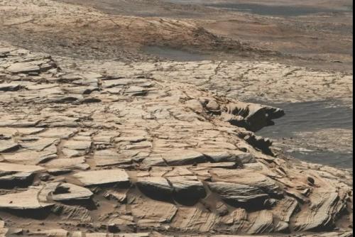 Пока вы читаете это, марсоход Curiosity поднимает очередную порцию красной пыли. 6. 05