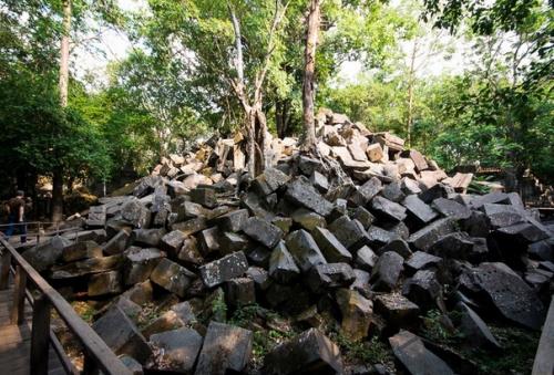 Невероятный храм Бенг мелиа (Камбоджа). 06