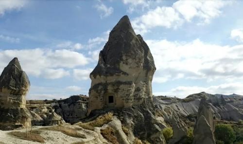 Квартиры прямо в скалах, вырубленные тысячи лет назад - диковинная каппадокия. 04 Квартиры прямо в скалах, вырубленные тысячи лет назад - диковинная каппадокия. 04