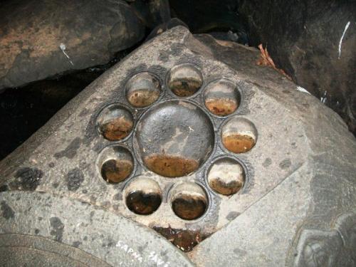 Мегалиты Индии: чудеса комплекса сахасралинга. 
