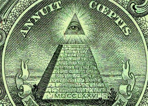 Математик оценил время жизни лунного заговора в три года.

