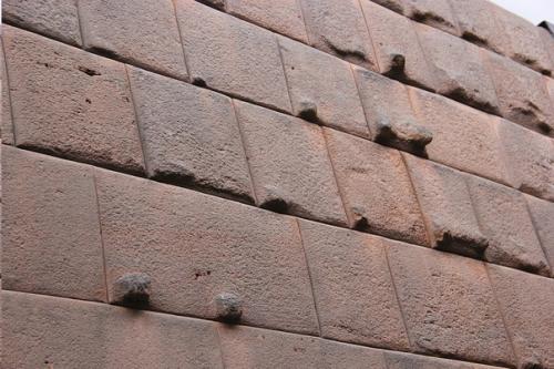 Кориканча - таинственные строения в городе Куско. 03