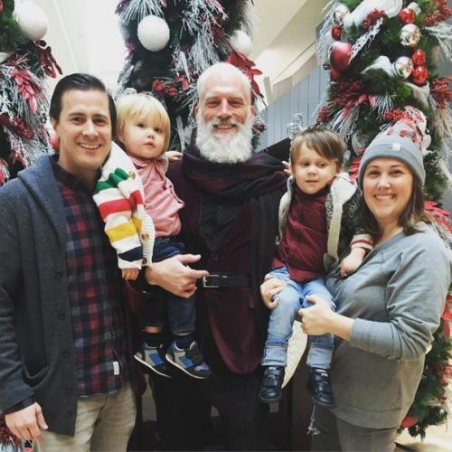 В такого Санта - Клауса захотят поверить даже взрослые. 07