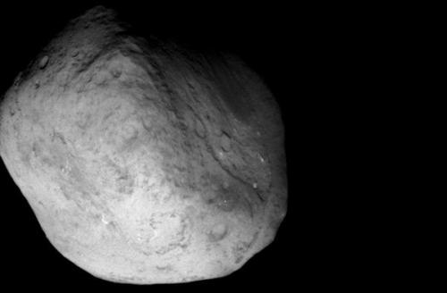 Семь самых близких контактов с кометами.