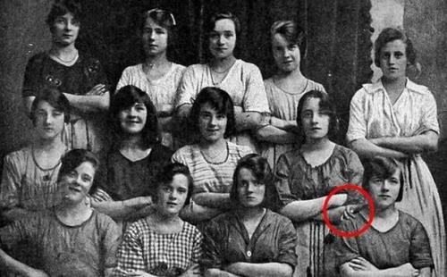 Призраки среди нас живут. 02