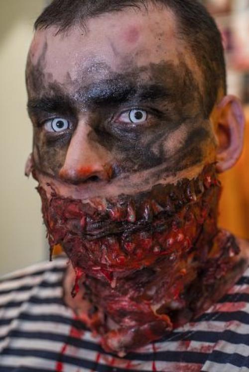 Снорк или как я мужа на Хэллоуин гримировала. 03