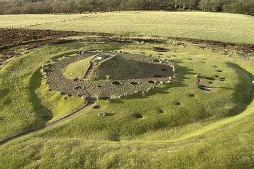 Древний курган каирнпаппл. 01 Древний курган каирнпаппл. 01