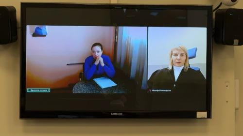 В Латвии женщину приговорили к 6 годам тюрьмы за перевод \u20ac43 в Россию.

